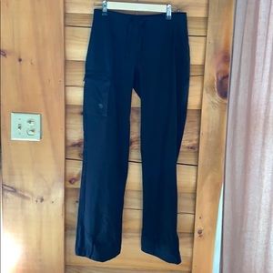 Mountain Hardwear Black Cargo Pants Yuma Pants